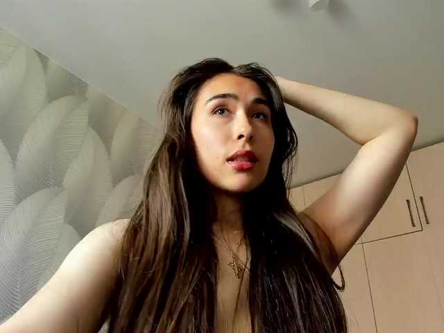 Bambiiiii live cam on BongaCams