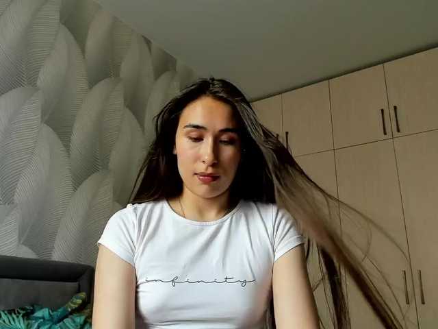 Bambiiiii live webcam show