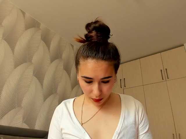 Bambiiiii live cam on BongaCams
