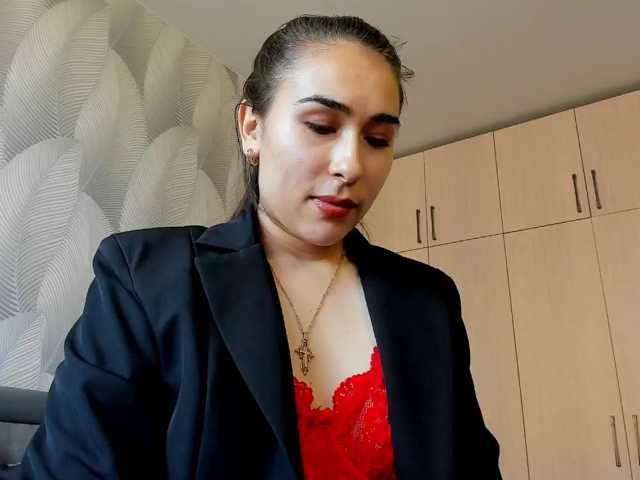 Bambiiiii live cam on BongaCams