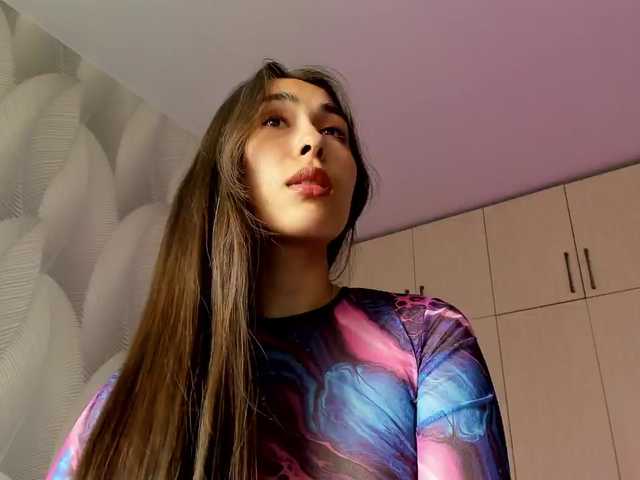 Bambiiiii live cam on BongaCams