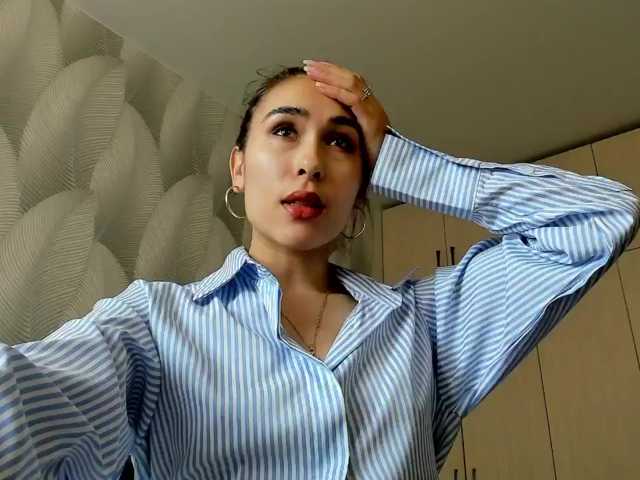 Bambiiiii live cam on BongaCams