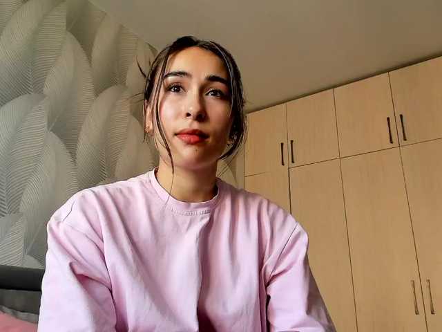 Bambiiiii live cam on BongaCams