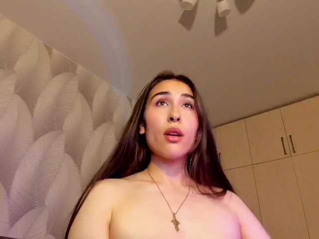 Bambiiiii live cam on BongaCams