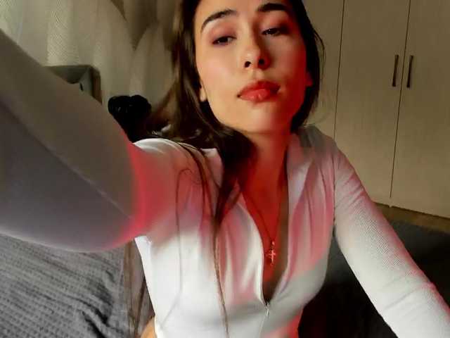 Bambiiiii live cam on BongaCams