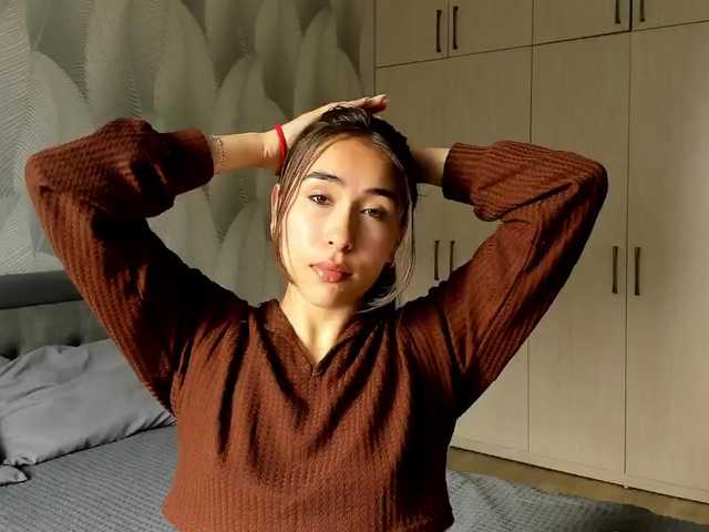 Bambiiiii live cam on BongaCams