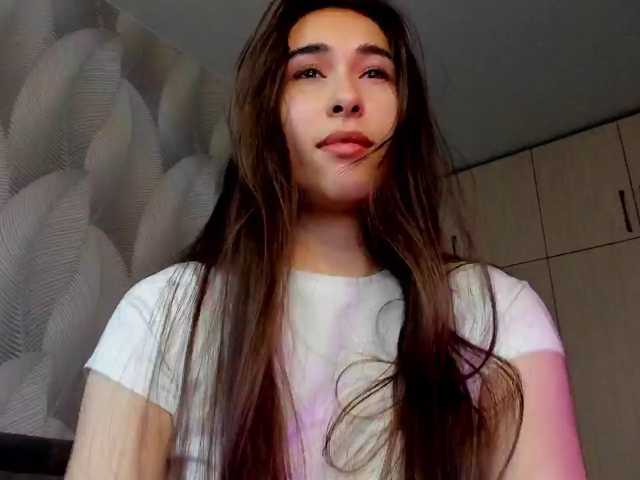 Bambiiiii live cam on BongaCams