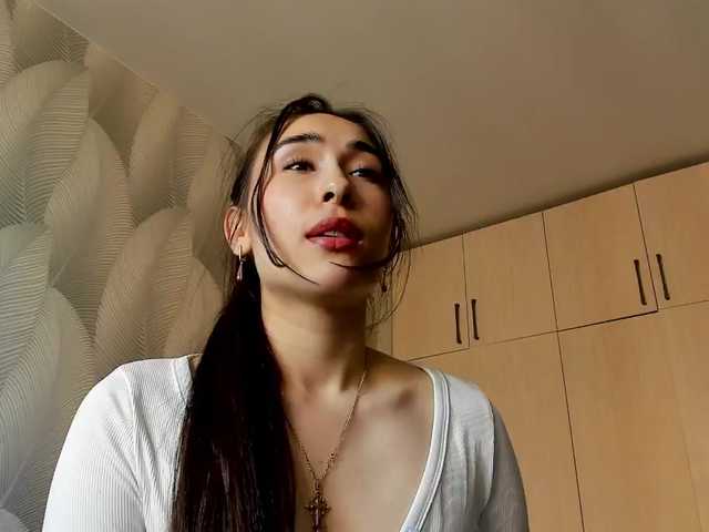 Bambiiiii live cam on BongaCams