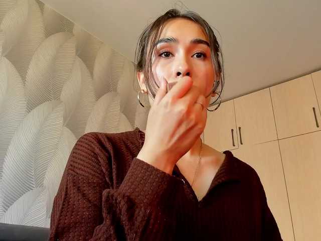 Bambiiiii live cam on BongaCams