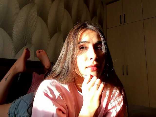 Bambiiiii, live now on BongaCams