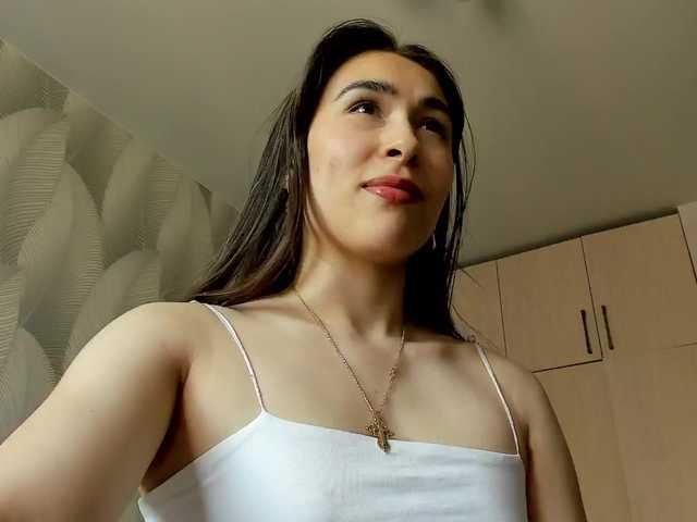 Bambiiiii live cam on BongaCams