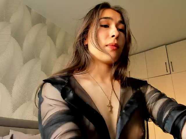 Bambiiiii live cam on BongaCams