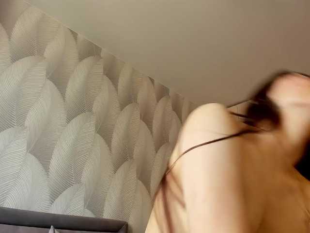 Bambiiiii live cam on BongaCams