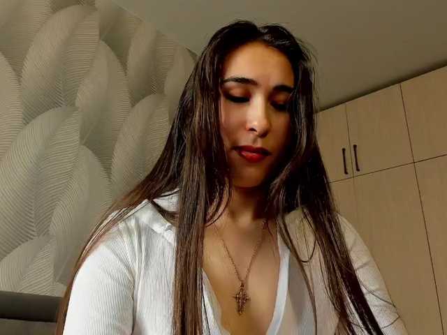 Bambiiiii live cam on BongaCams