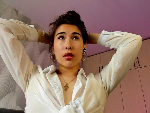 Bambiiiii live webcam show