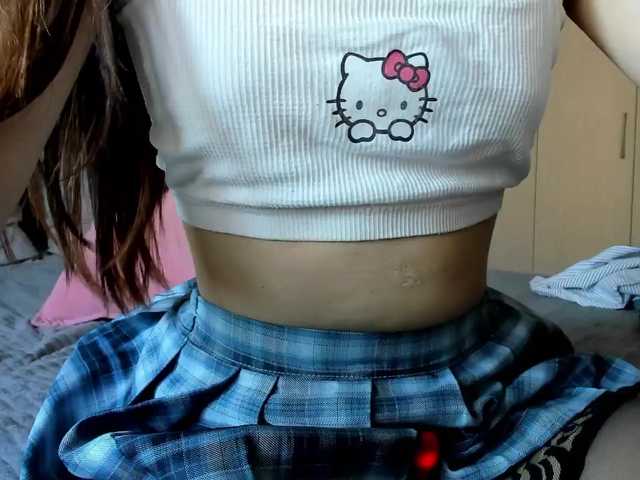 Bambiiiii live cam on BongaCams