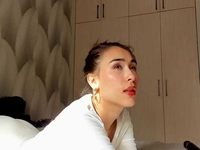 Bambiiiii live cam on BongaCams