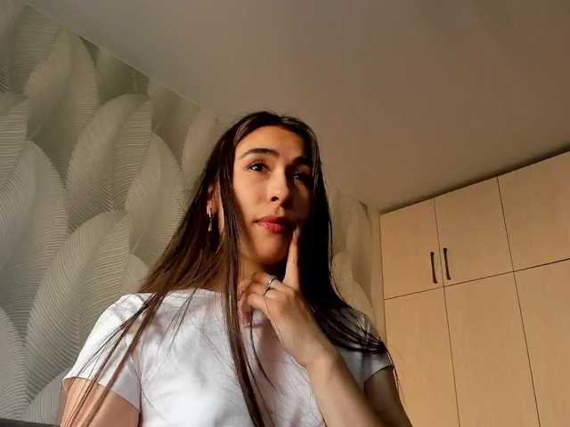 Bambiiiii live cam on BongaCams