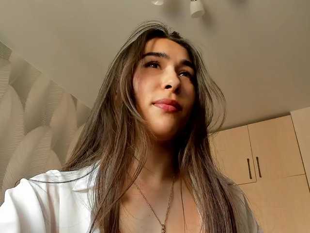 Bambiiiii live cam on BongaCams