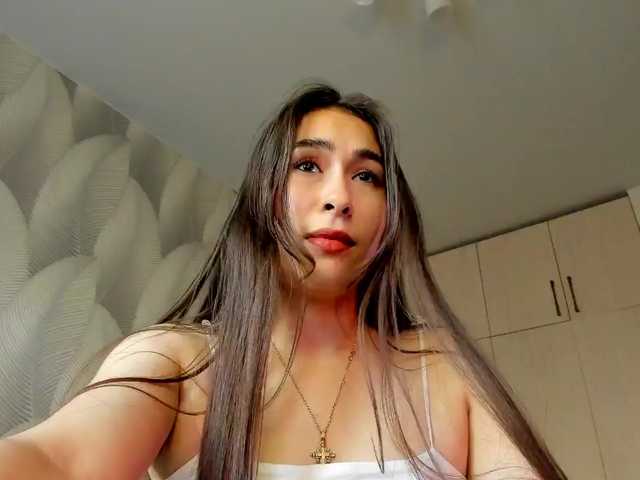 Bambiiiii live cam on BongaCams