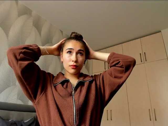 Bambiiiii live cam on BongaCams
