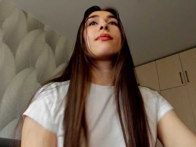 Bambiiiii live cam preview