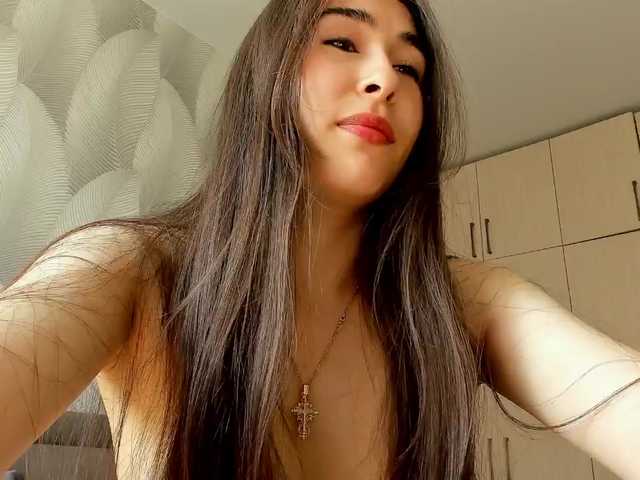 Bambiiiii live cam on BongaCams