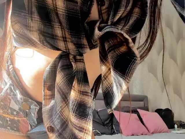Bambiiiii live cam on BongaCams