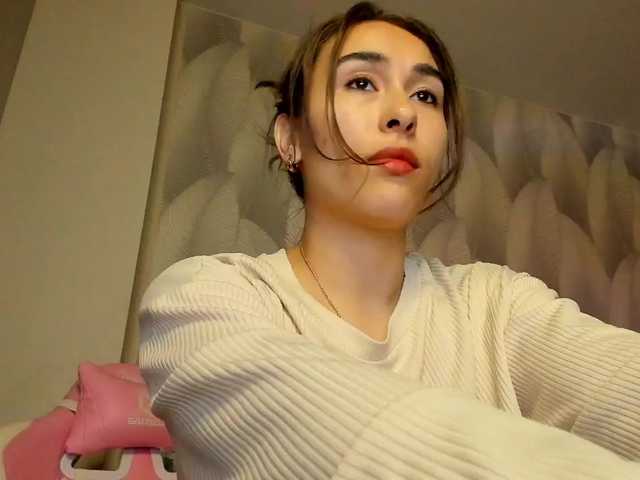 Bambiiiii live cam on BongaCams