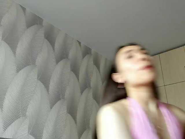 Bambiiiii live cam on BongaCams
