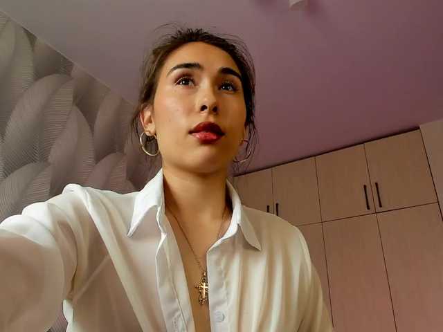 Bambiiiii live webcam show