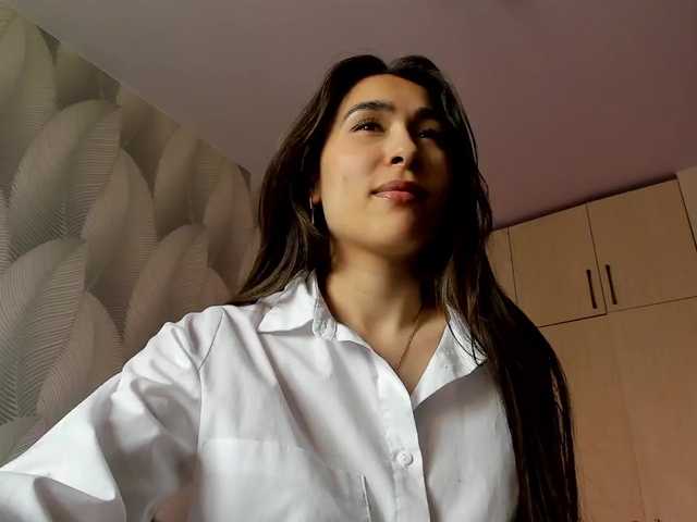 Bambiiiii live cam on BongaCams