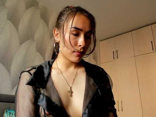 Bambiiiii live cam on BongaCams