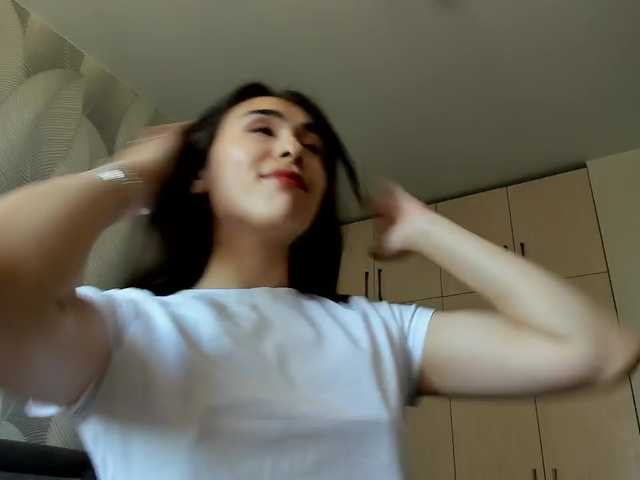 Bambiiiii live cam on BongaCams