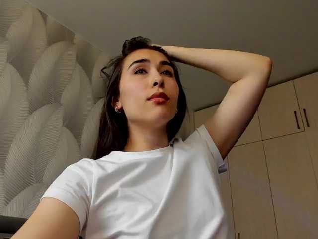 Bambiiiii live cam on BongaCams
