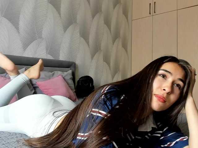 Bambiiiii live cam on BongaCams