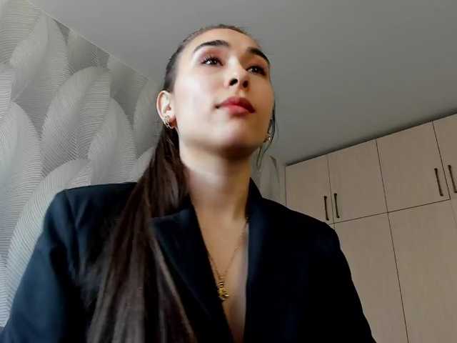 Bambiiiii live cam preview
