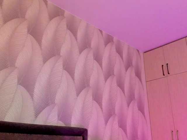 Bambiiiii live cam on BongaCams