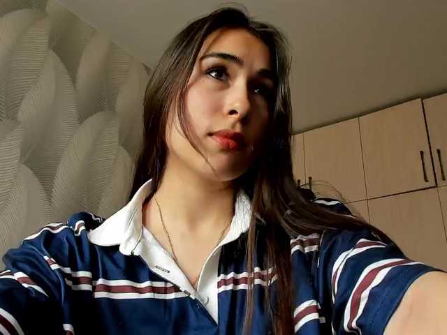 Bambiiiii live cam on BongaCams