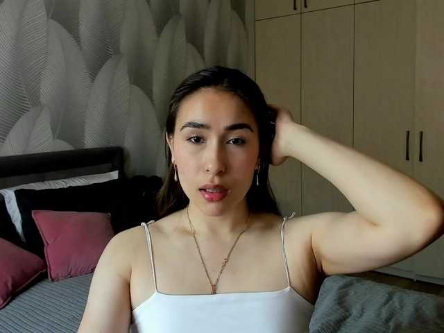 Bambiiiii live cam on BongaCams