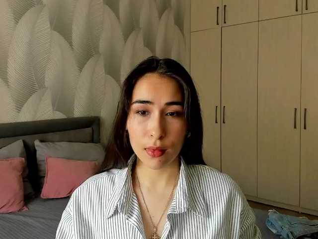 Bambiiiii live cam on BongaCams