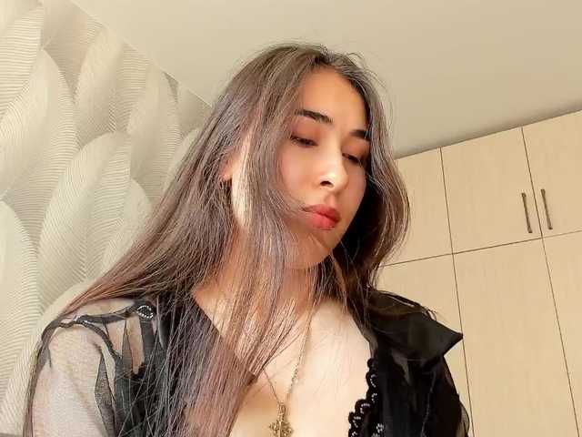 Bambiiiii live cam on BongaCams