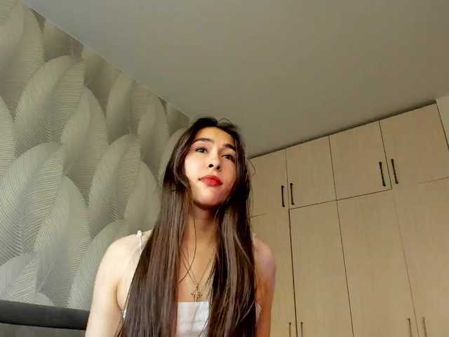 Bambiiiii live cam on BongaCams