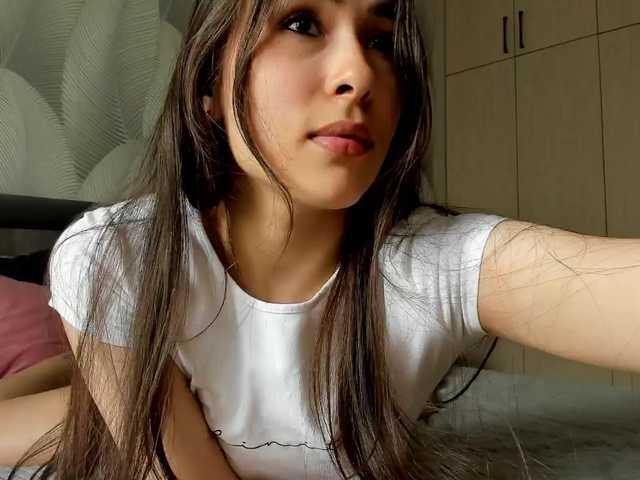 Bambiiiii live cam on BongaCams