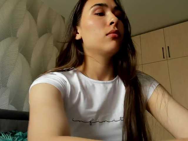 Bambiiiii live webcam show