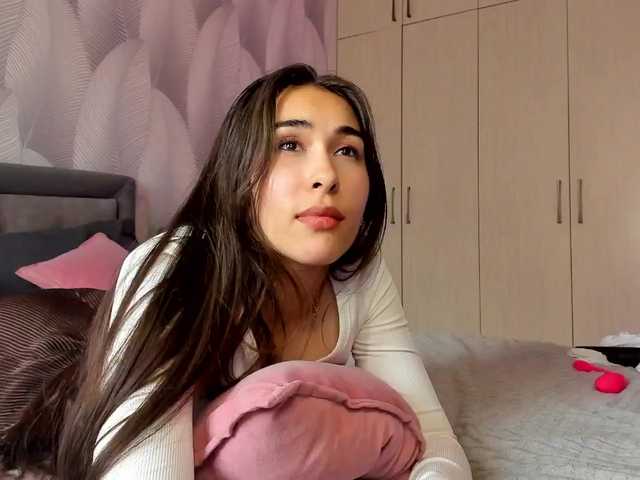 Bambiiiii live cam on BongaCams