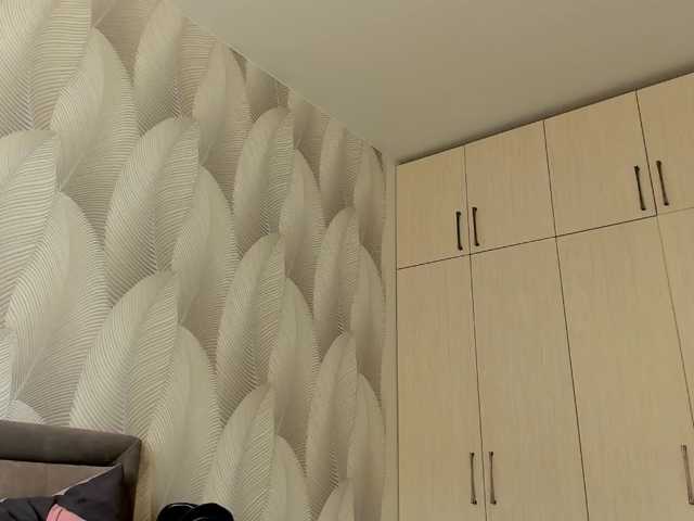 Bambiiiii live cam preview