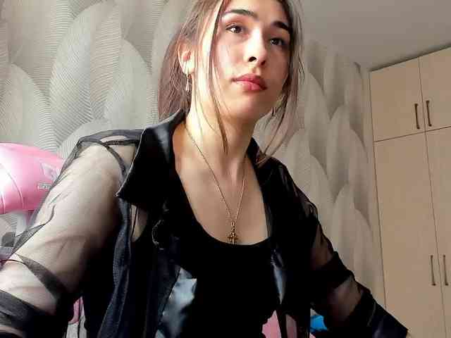 Bambiiiii Live Webcam on BongaCams