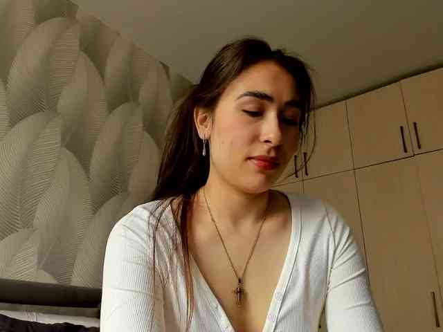 Bambiiiii Live Webcam on BongaCams