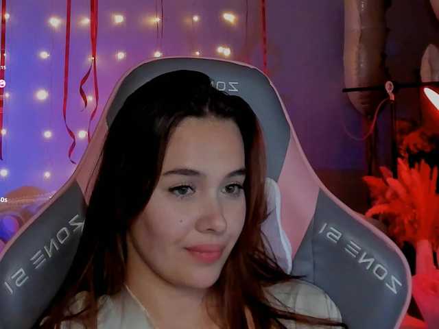 Mia-mit live cam on BongaCams